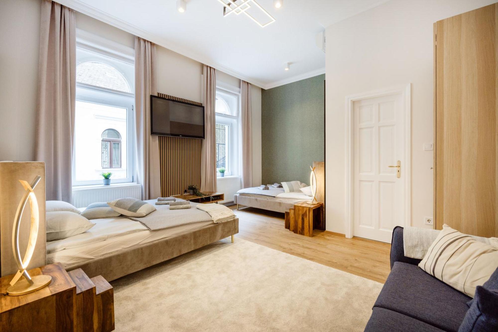 Appartamento Sleek Downtown Living Budapest Esterno foto