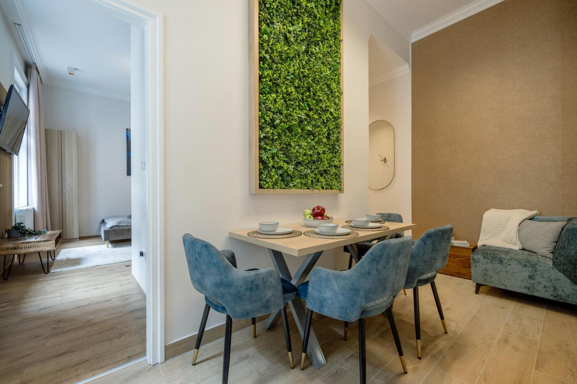 Appartamento Sleek Downtown Living Budapest Esterno foto
